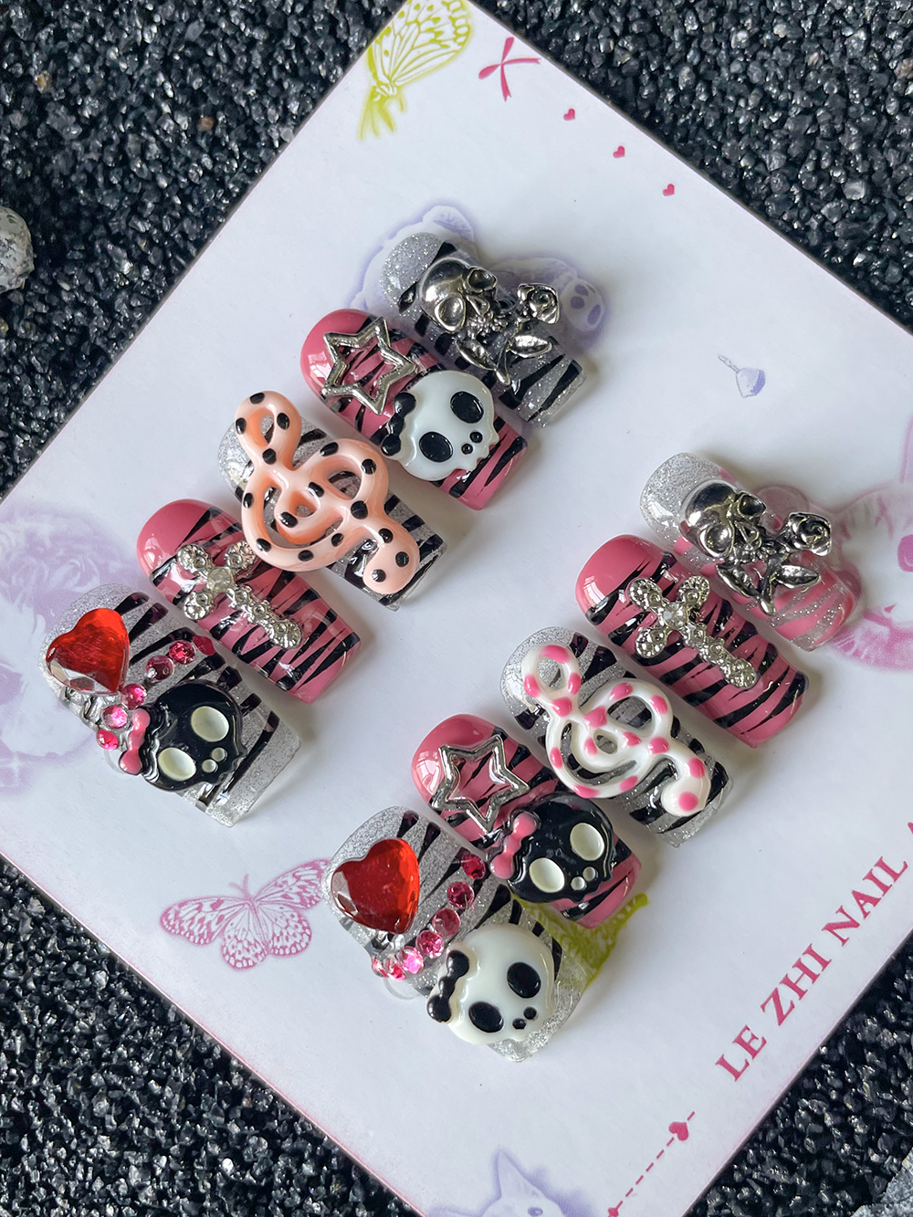 Y2K Hot Girl Skull Head Press  - Nail Art Zebra Design ulasan dan harga