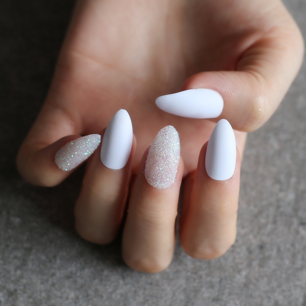 Almond matte with Glitter MIX  - Nail Art Burgundy ulasan dan harga