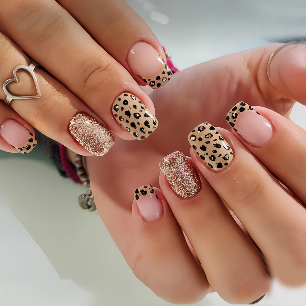 Short long fake nails for wome - Nail Art Aesthetic ulasan dan harga