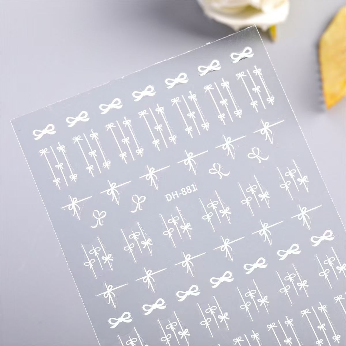 Viral Bow Nail Stickers, Red & - Nail Art Viral ulasan dan harga