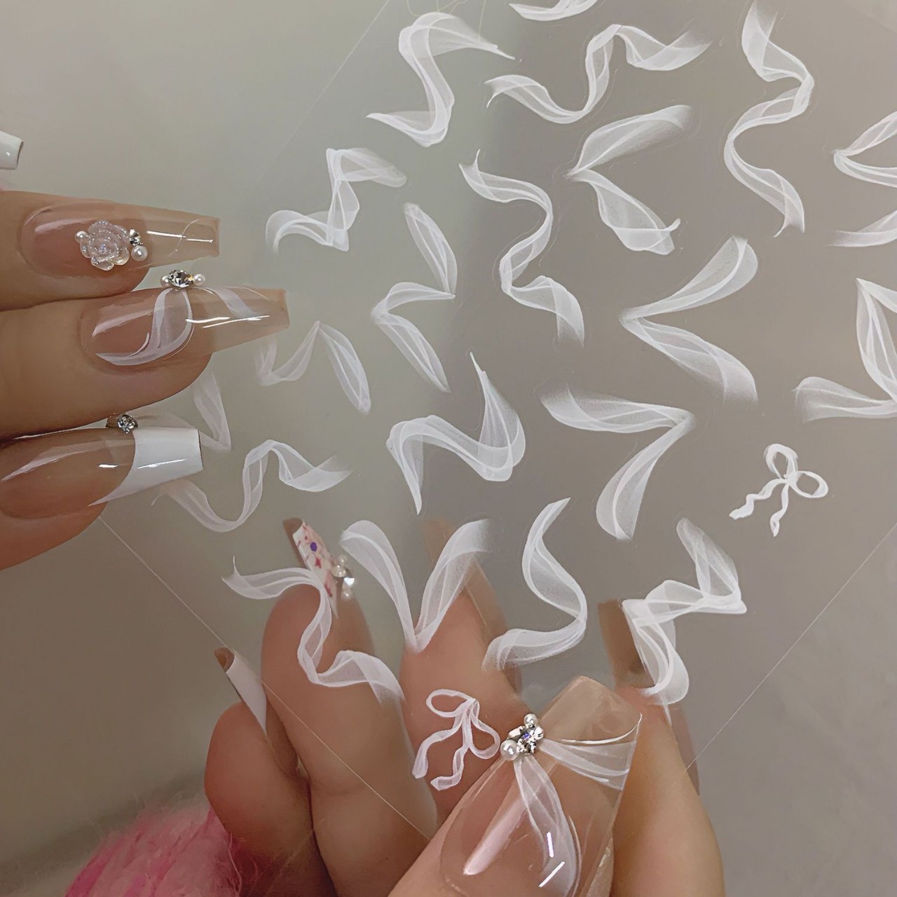 Viral Floating Ribbon Nail Art - Nail Art Viral ulasan dan harga